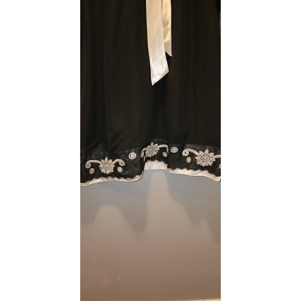Cielo Dress  - Picture 2 of 8